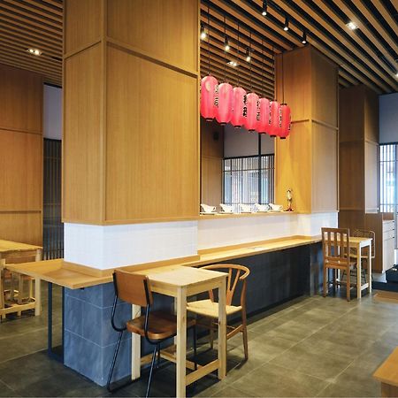 Hotel Osaka Pik2 当格浪 外观 照片