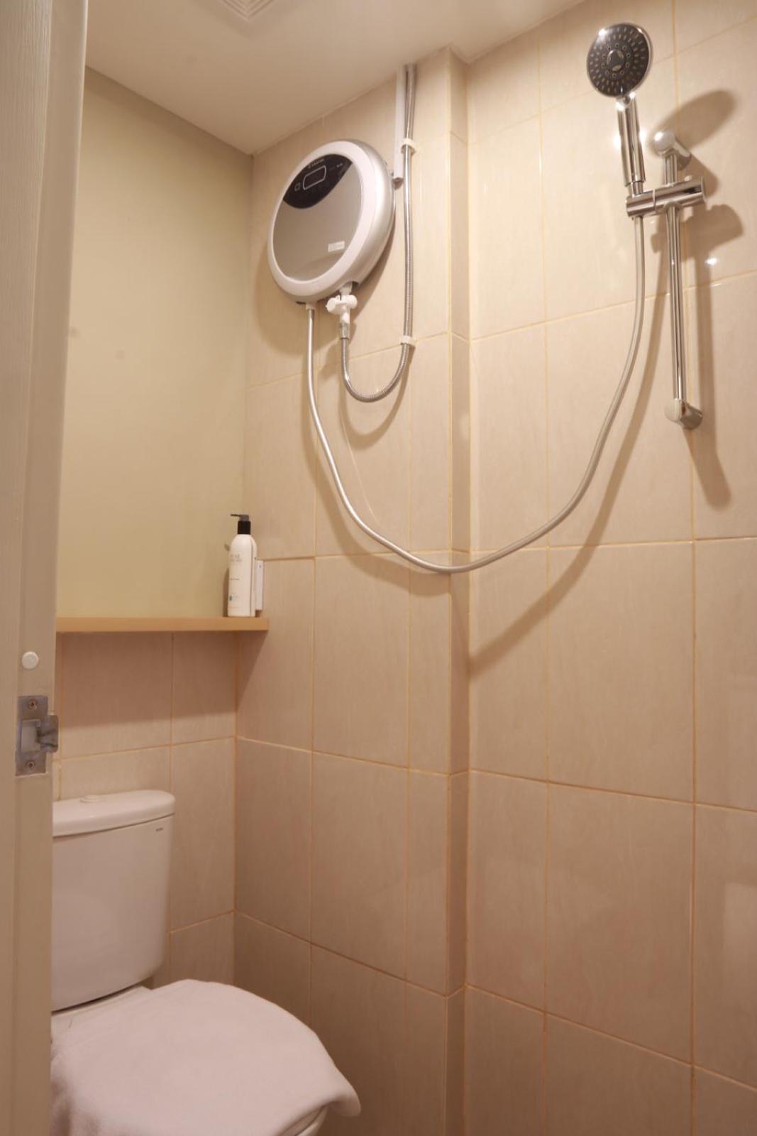 Hotel Osaka Pik2 当格浪 外观 照片