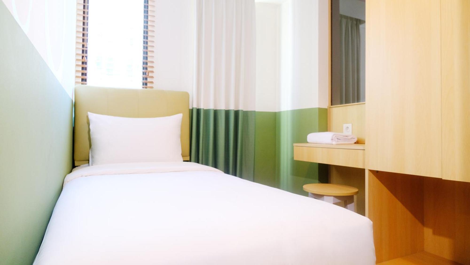 Hotel Osaka Pik2 当格浪 外观 照片