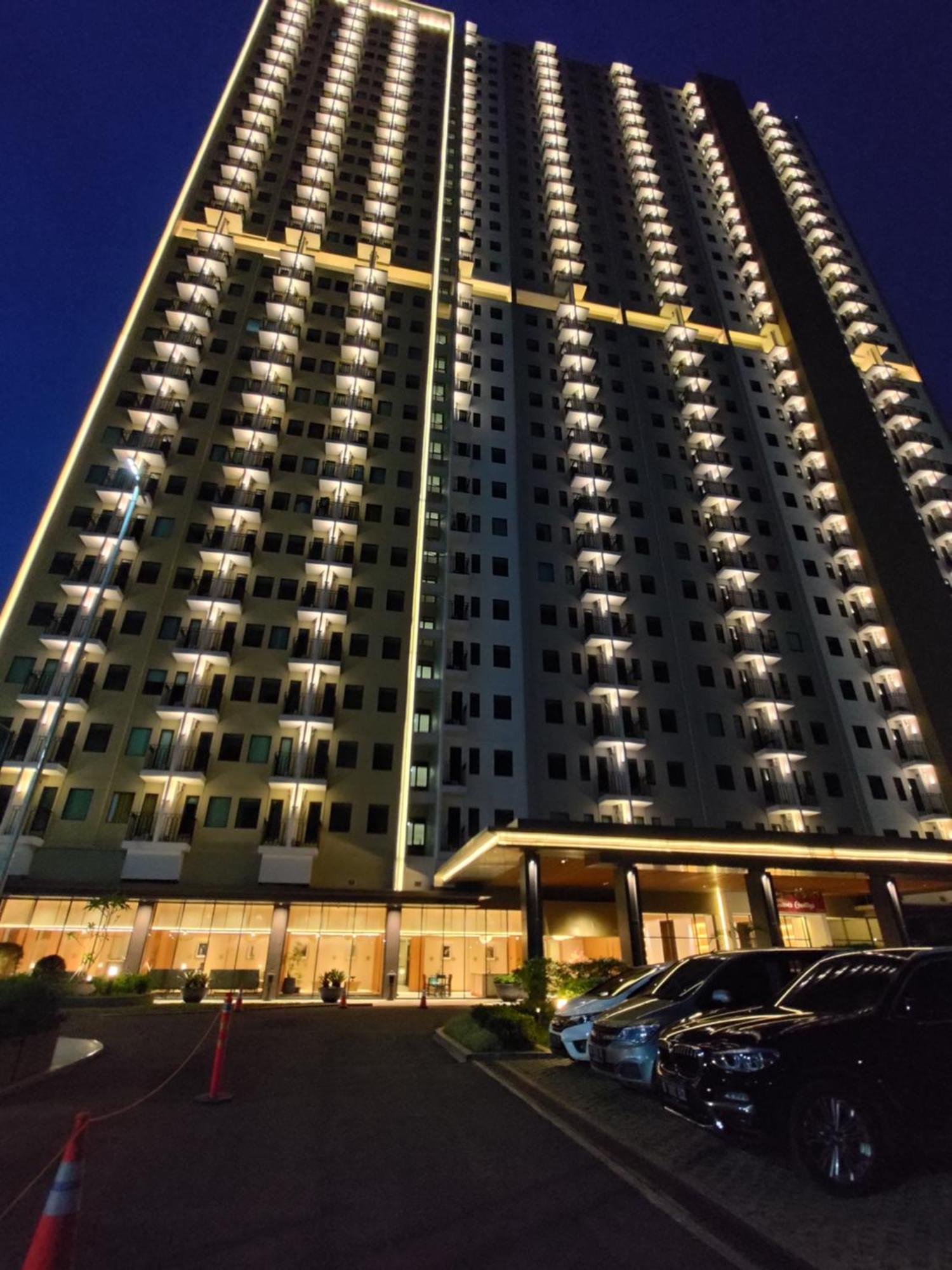 Hotel Osaka Pik2 当格浪 外观 照片