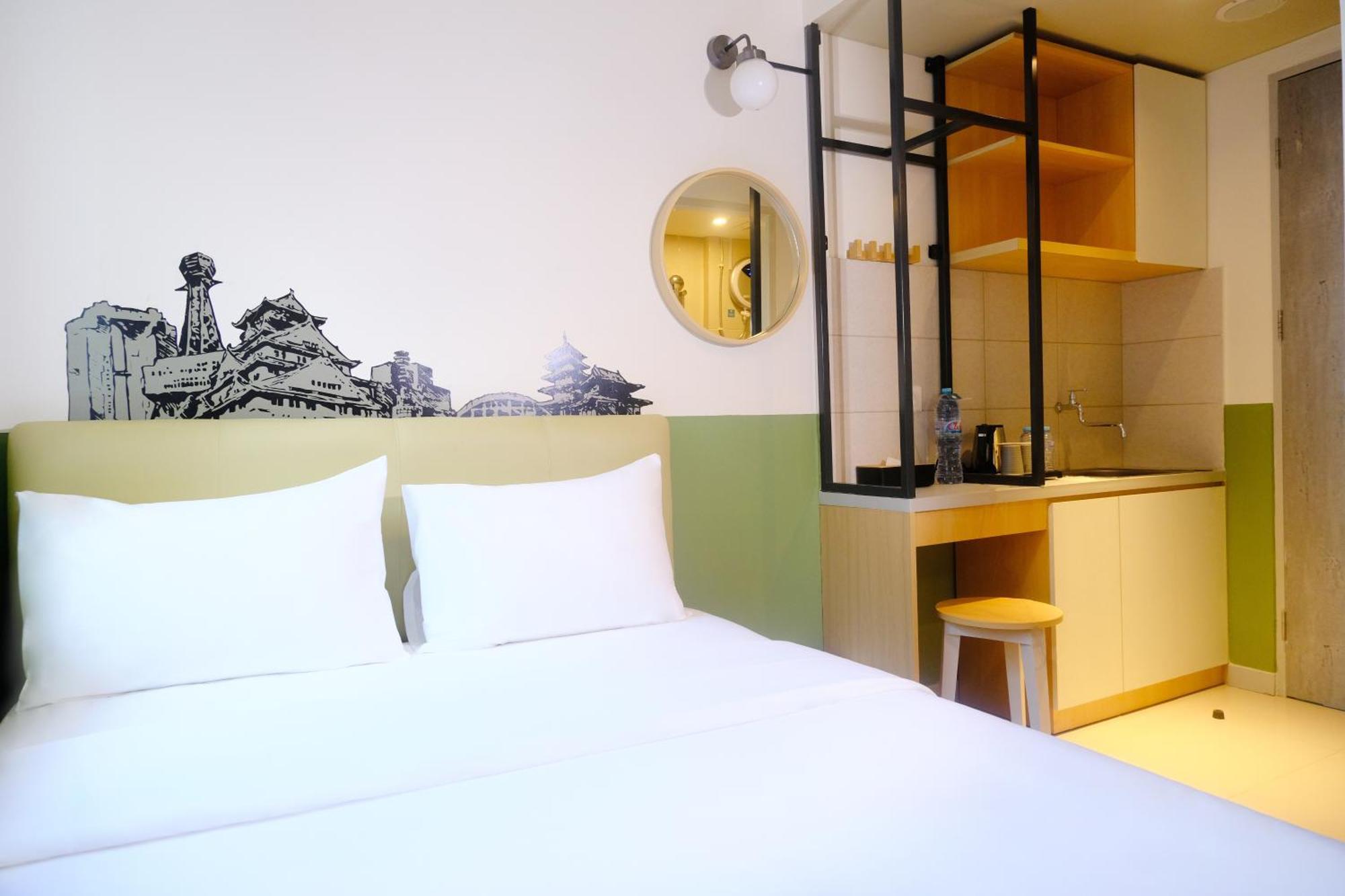 Hotel Osaka Pik2 当格浪 外观 照片