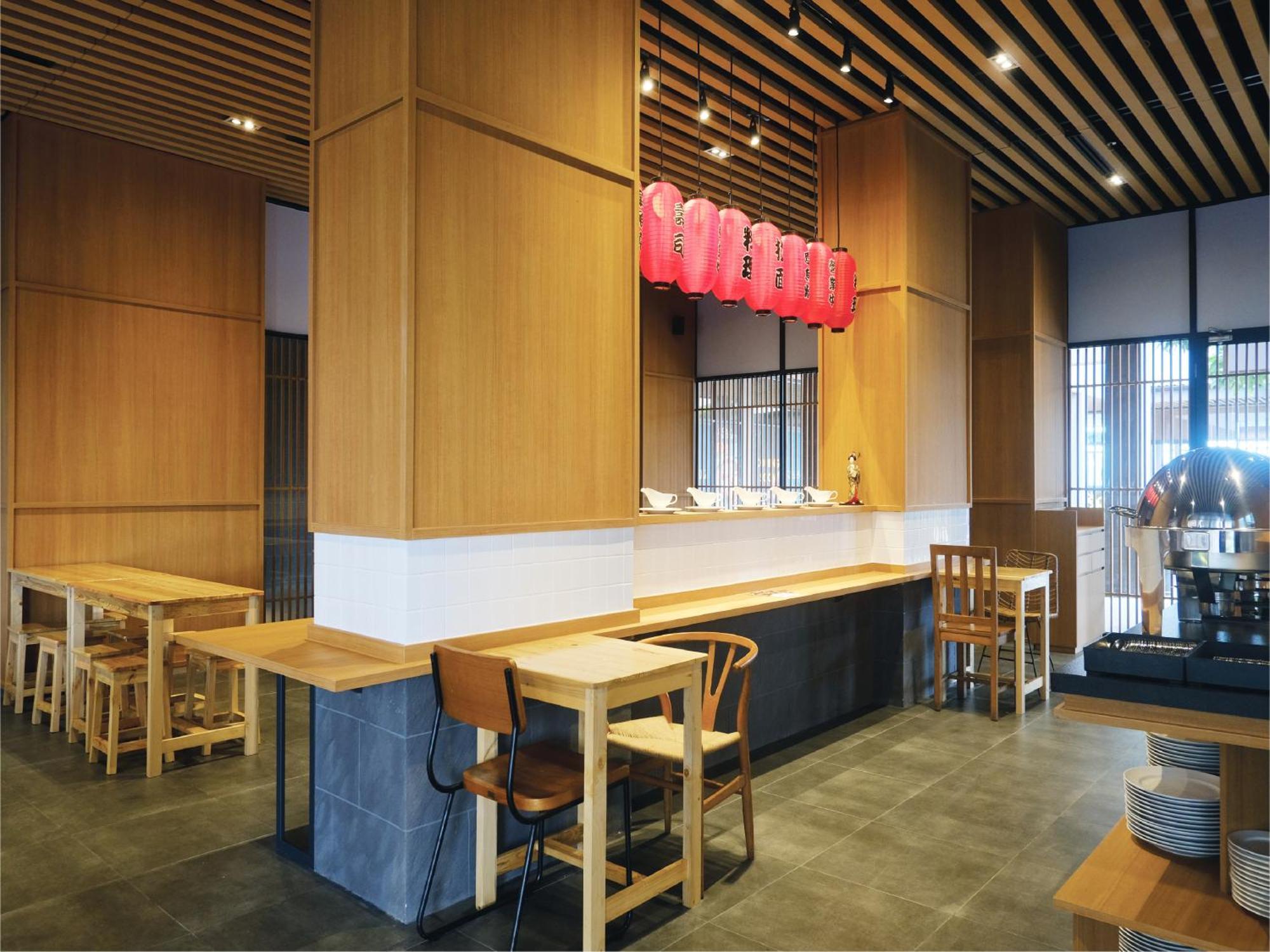 Hotel Osaka Pik2 当格浪 外观 照片