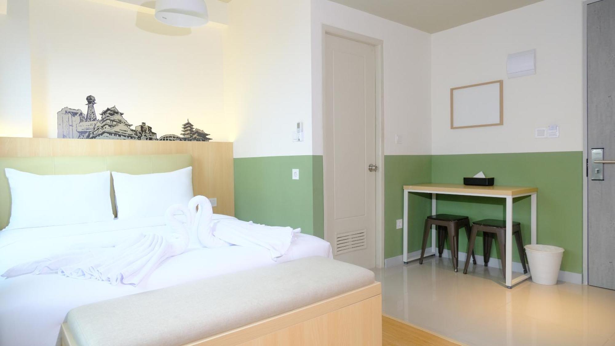 Hotel Osaka Pik2 当格浪 外观 照片