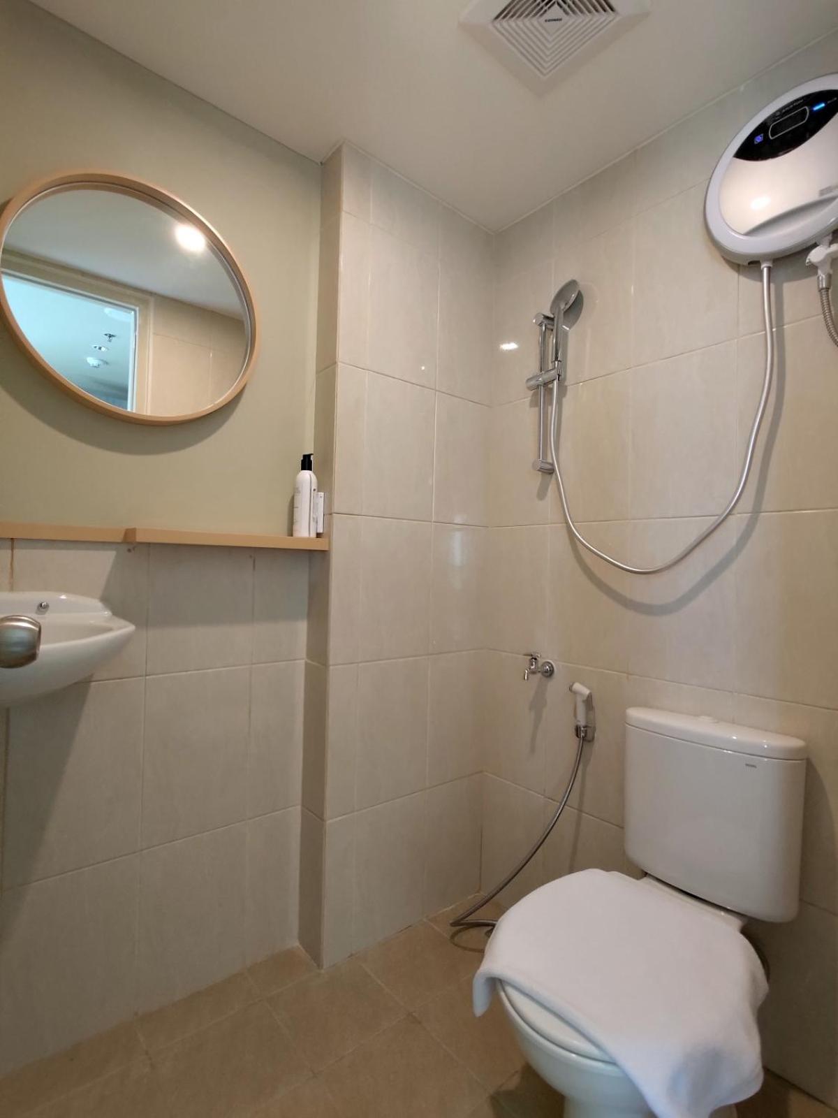 Hotel Osaka Pik2 当格浪 外观 照片
