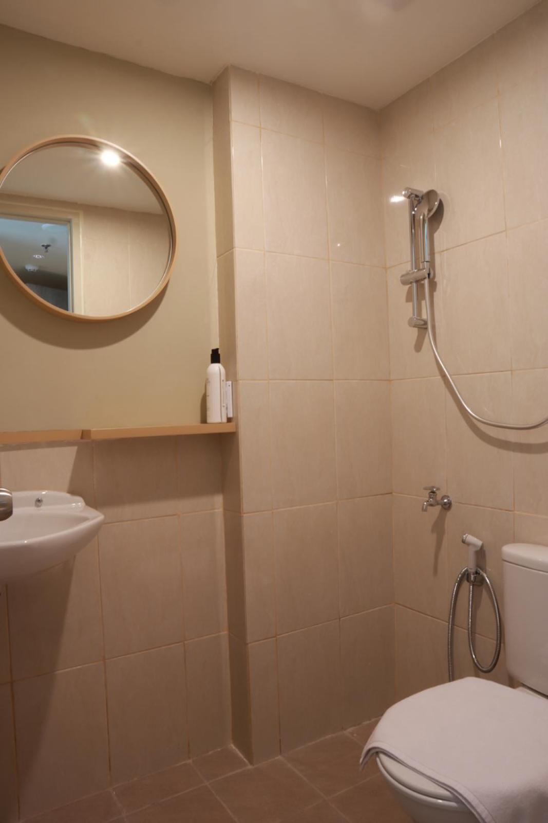 Hotel Osaka Pik2 当格浪 外观 照片